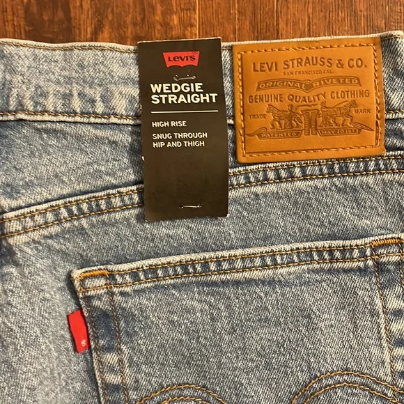 Levi’s Wedgie Straight Button Fly Size 30 x 26 - Picture 6 of 9